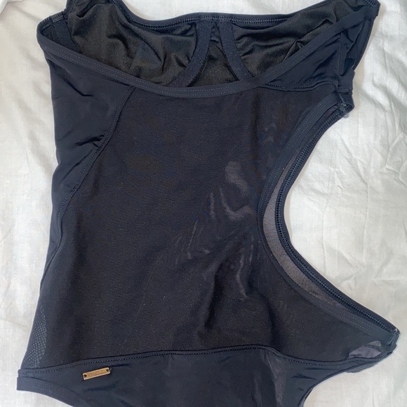 VS one piece swimsuit - Picture 3 of 5